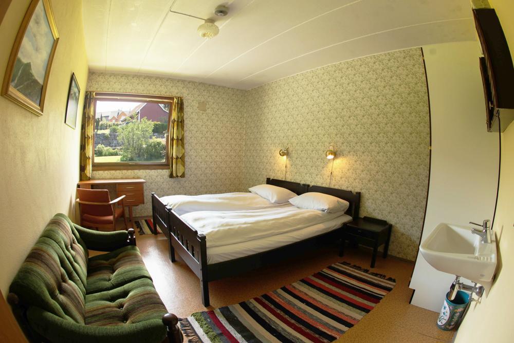 Hjelmeland Hostel Nokling ภายนอก รูปภาพ