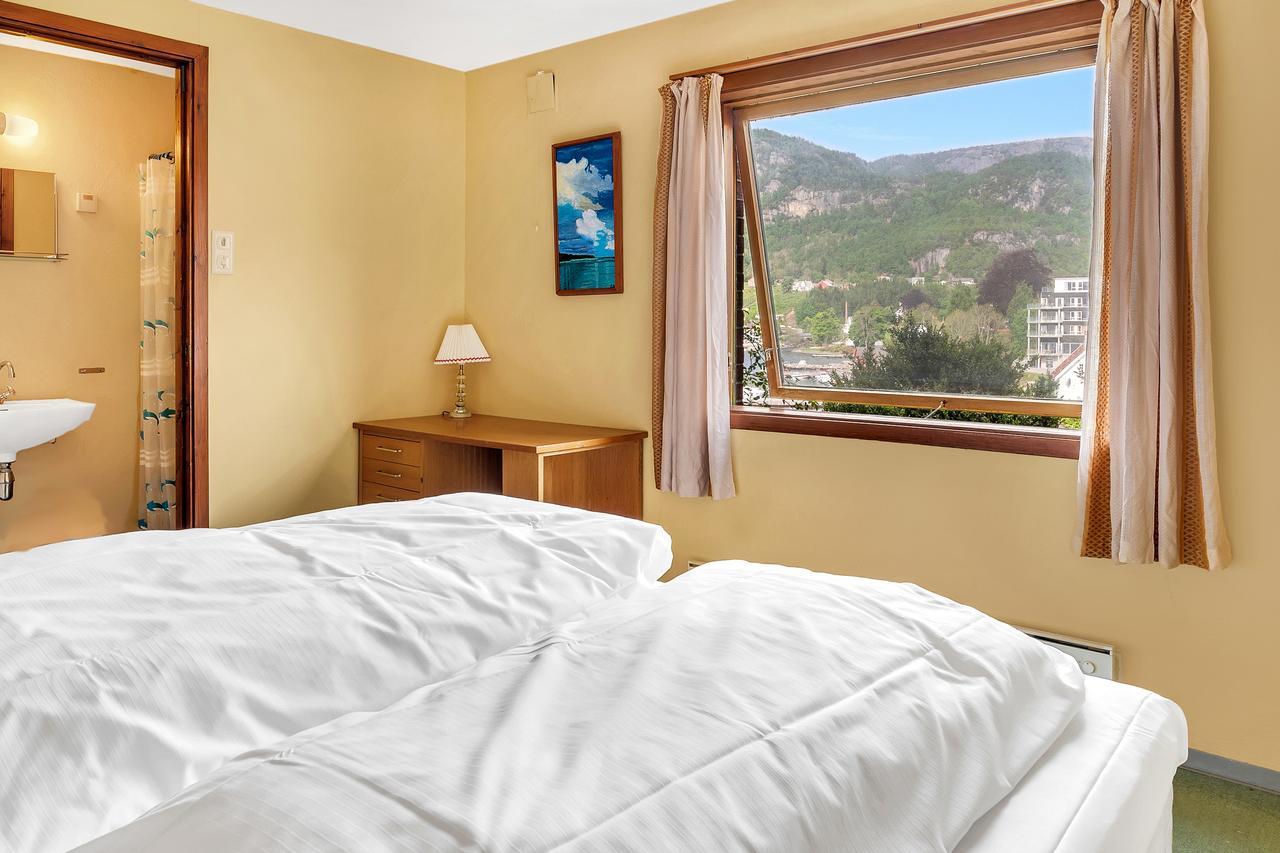 Hjelmeland Hostel Nokling ภายนอก รูปภาพ